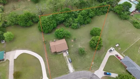 415 Meadowlark Trl, Springtown, TX 76082