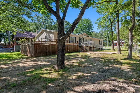 194 Indian Gap Dr, Mabank, TX 75156