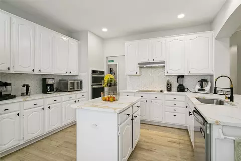 1517 Pearl River Dr, Flower Mound, TX 75028
