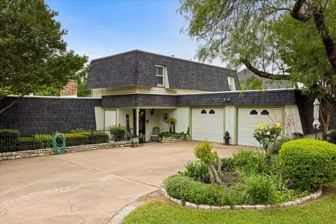 5007 Comanche Dr, Granbury, TX 76049