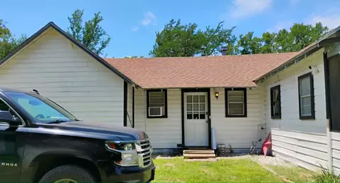 763 Frontier St, Bowie, TX 76230