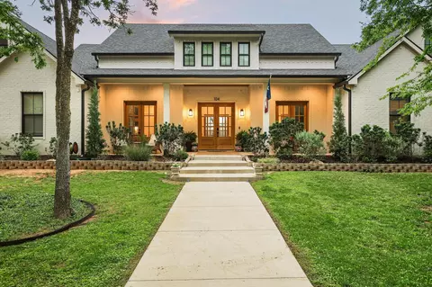 104 Beavers Bend Dr, Gunter, TX 75058