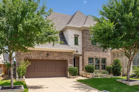 7826 Uxbridge Dr, Irving, TX 75063