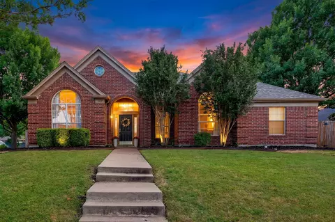 10601 Chablis Ln, Frisco, TX 75035