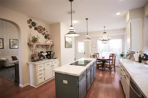 Kitchen - 3220 Peppertree Pl, Plano, TX 75074 photo 2 of 4