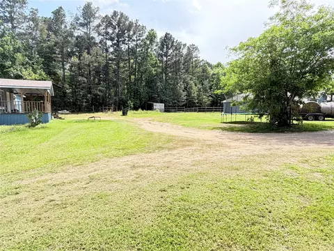 Exterior - 8261 County Road 381, Tyler, TX 75708 photo 4 of 18