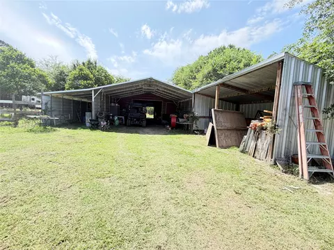 Exterior - 8261 County Road 381, Tyler, TX 75708 photo 17 of 18