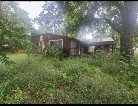 110 E Ross St, Rising Star, TX 76471