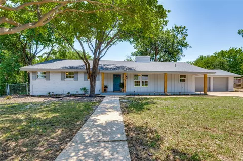 5824 Cynthia Cir, North Richland Hills, TX 76117