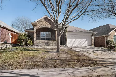 9108 Brinson Dr, Fort Worth, TX 76244