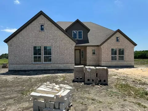 585 Brown Rd, Leonard, TX 75452