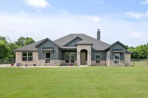 1052 Kessler Rd, Weatherford, TX 76087