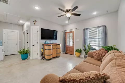 Other - 718 E Crawford St, Denison, TX 75021 photo 3 of 9