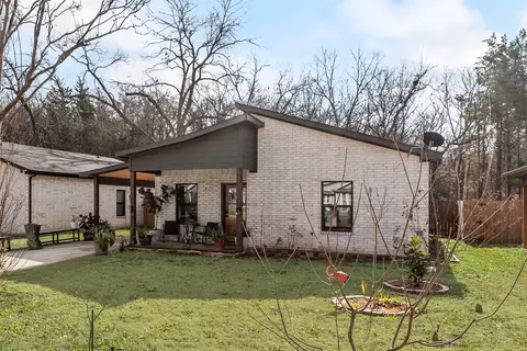 Exterior - 718 E Crawford St, Denison, TX 75021 photo 2 of 8