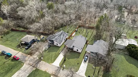 View/Area - 718 E Crawford St, Denison, TX 75021 photo 2 of 4