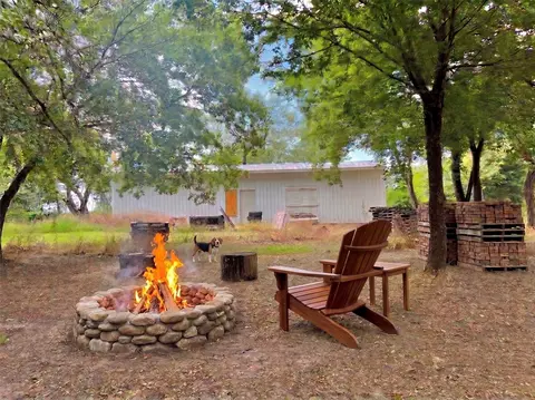 5910 Sh-34, Oak Ridge, TX 75142