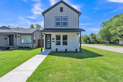 225 NW 16th St, Grand Prairie, TX 75050