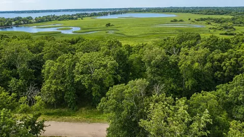 116 Lakeview Trl, Mabank, TX 75147