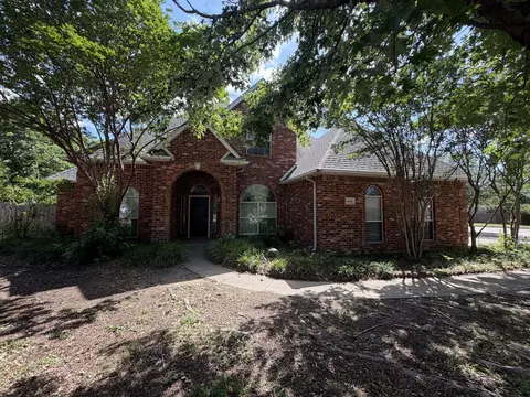 6030 Bentwood Dr, Midlothian, TX 76065