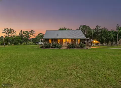 18253 Fm 3079, Chandler, TX 75758