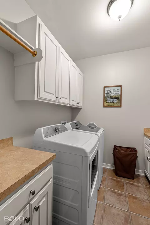8100 Captain Mary Miller Dr, Shreveport, LA 71115