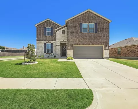 1632 Trace Dr, Aubrey, TX 76227