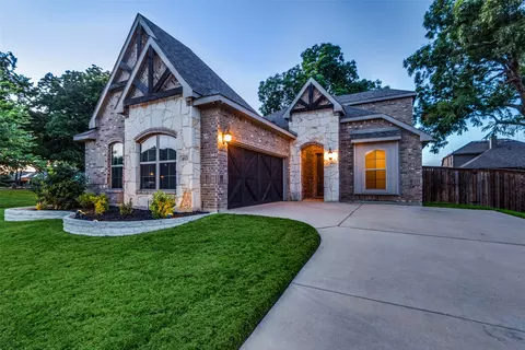 4033 Orchard Park Ln, Midlothian, TX 76065