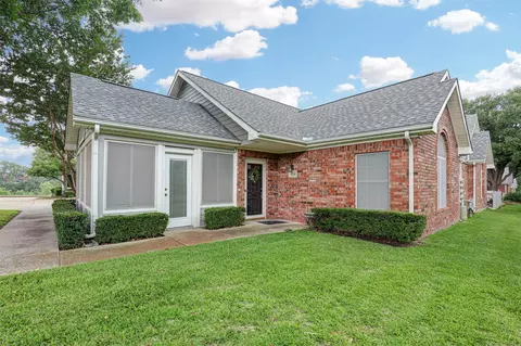 6152 Haley Ln, Fort Worth, TX 76132