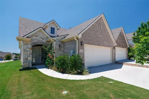 101 Legacy Blvd, Weatherford, TX 76085
