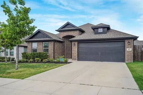 425 Escondido St, Weatherford, TX 76087