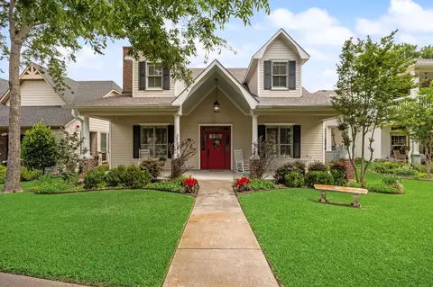 895 Ivy Ln, Rockwall, TX 75087