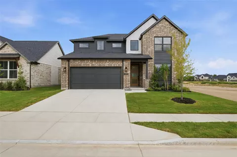 4620 Commack Dr, Fort Worth, TX 76135