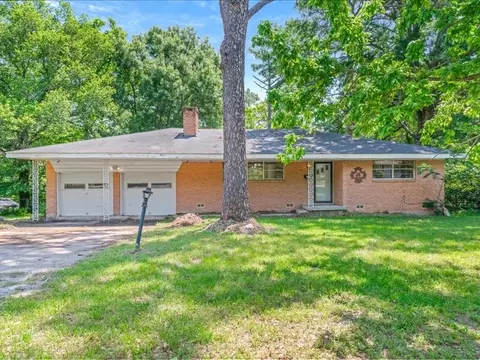 1016 N Saline, Grand Saline, TX 75140