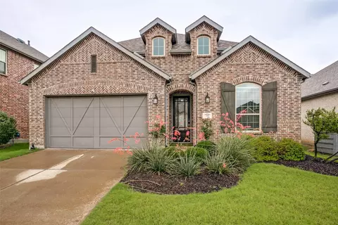 7008 Tree Stand Pt, Krugerville, TX 76227