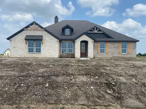 54 Sunny Side Rd, Valley View, TX 76272