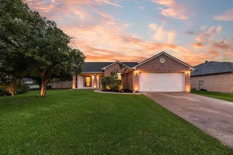 401 Autumn Trl, Royse City, TX 75189