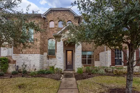9158 Sunlight Oak Ln, Houston, TX 77070