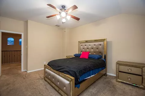 Bedroom - 9158 Sunlight Oak Ln, Houston, TX 77070 photo 2 of 3