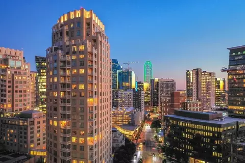 2555 N Pearl St #805, Dallas, TX 75201