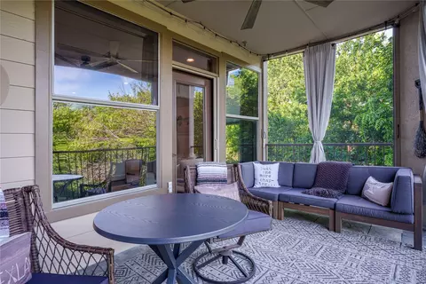 500 Waters Edge Dr #221, Lake Dallas, TX 75065