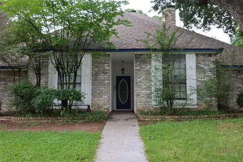 3302 Westgrove Dr, Arlington, TX 76001