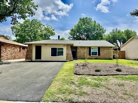 614 Darnel Dr, Mesquite, TX 75149