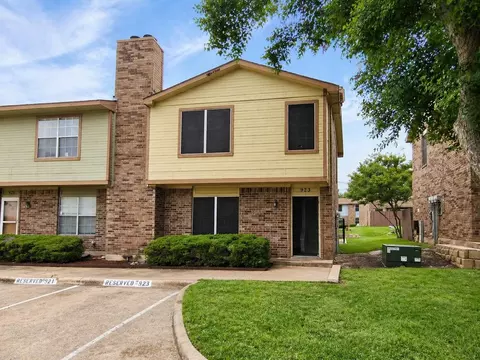 923 Vedral Pl, Cedar Hill, TX 75104