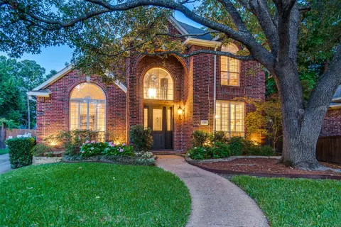 8524 Breakers Pt, Dallas, TX 75243