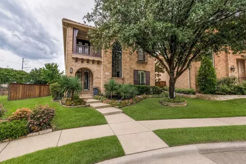 228 Concho Dr, Irving, TX 75039