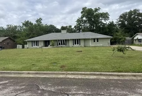 320 Highland Dr, Sulphur Springs, TX 75482