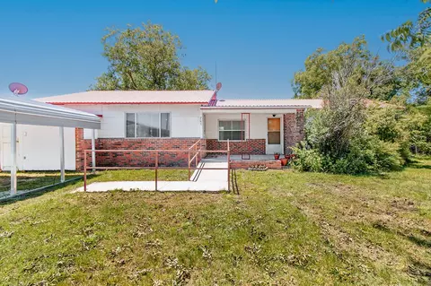 706 S Noyes Ave, Melvin, TX 76858