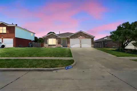 1409 Dundee Dr, Arlington, TX 76002