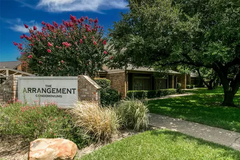5140 Amesbury Dr #212, Dallas, TX 75206