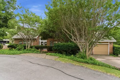 428 Moran Dr, Highland Village, TX 75077